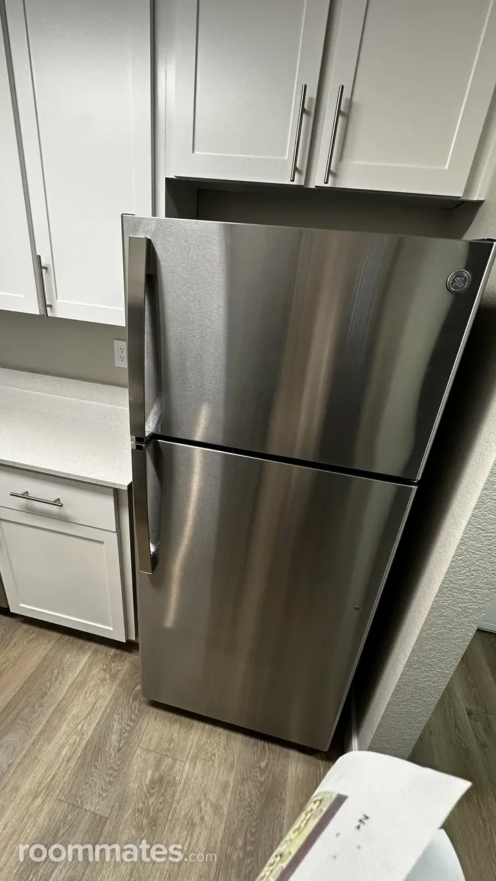 Profile photo 6 of 14