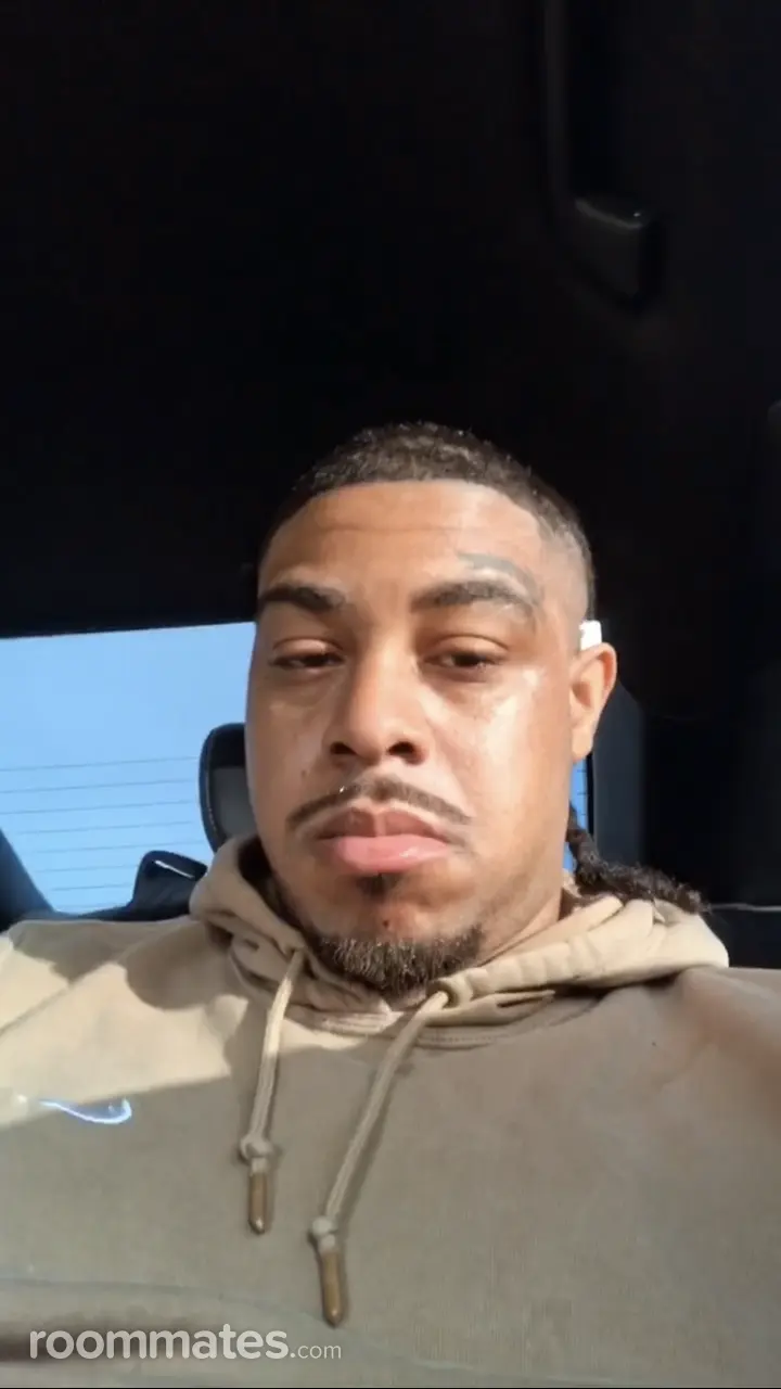 Profile photo 1 of 1