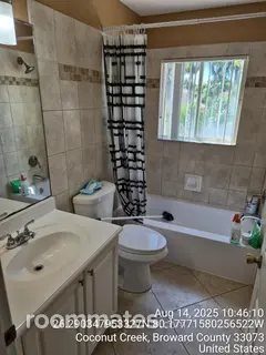 Room for rent in Coconut Creek, FL $1200, house