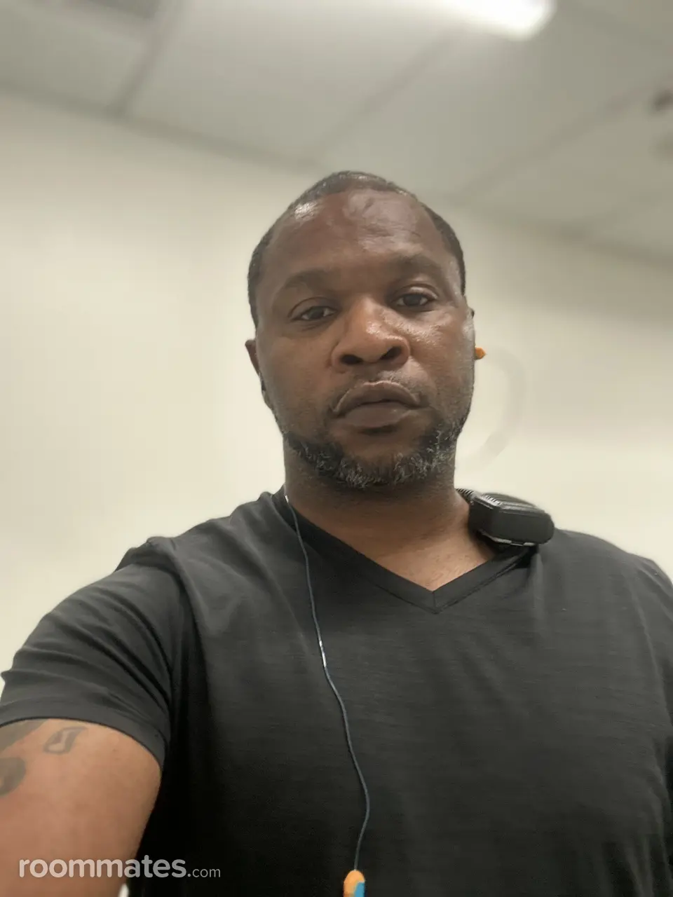 Profile photo 1 of 2