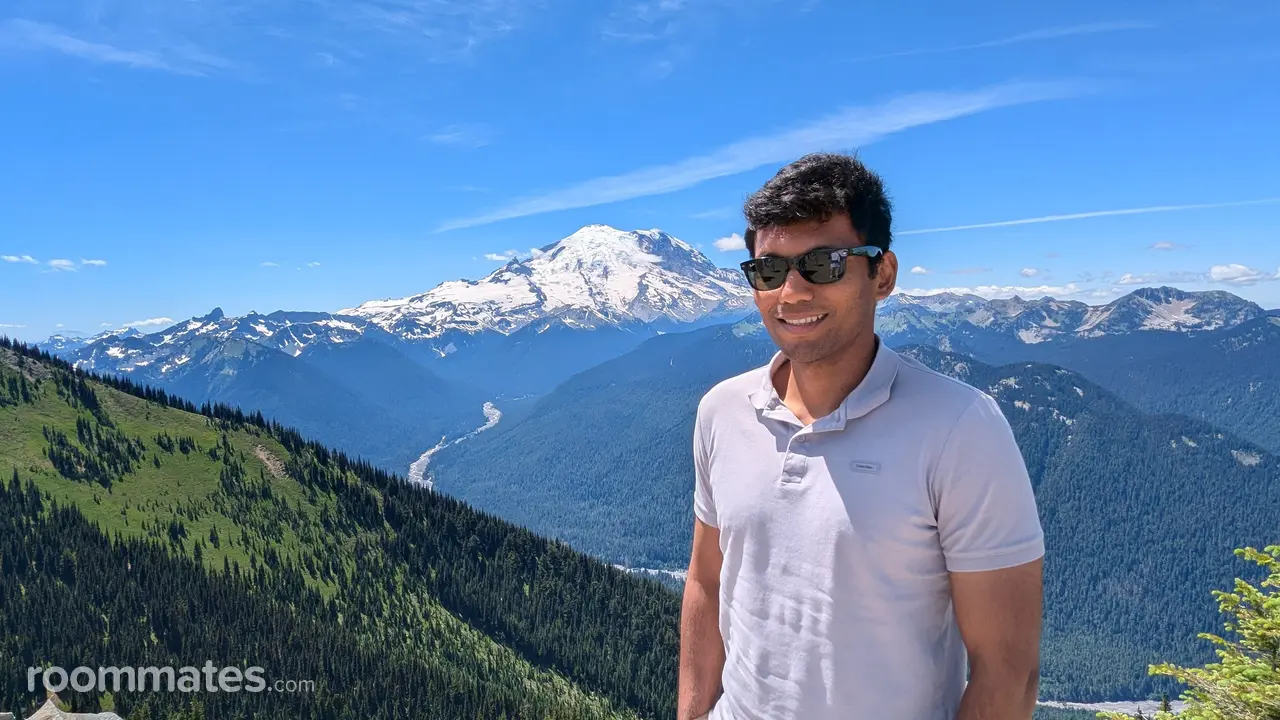 Profile photo 7 of 7