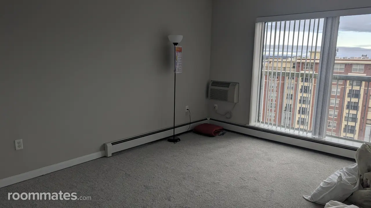 Profile photo 3 of 7