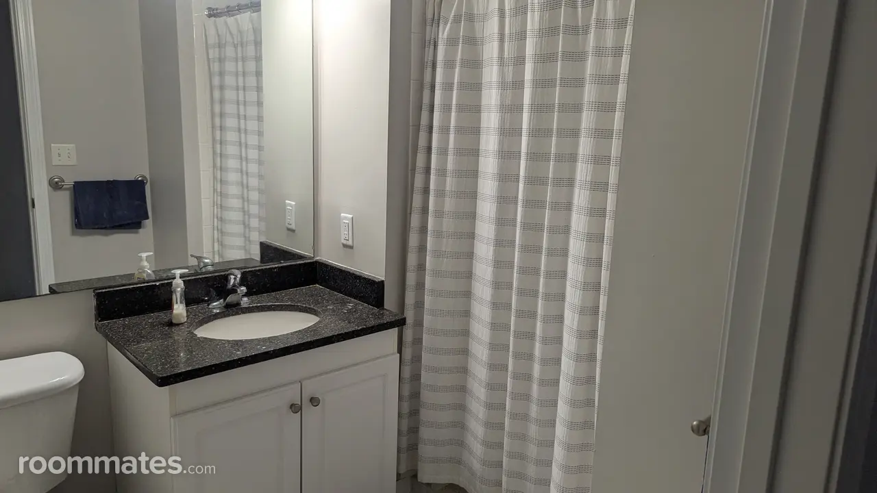 Profile photo 1 of 7