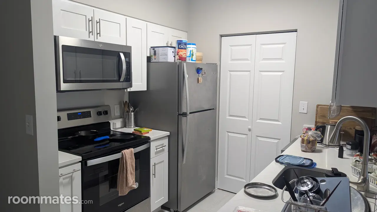 Profile photo 4 of 7