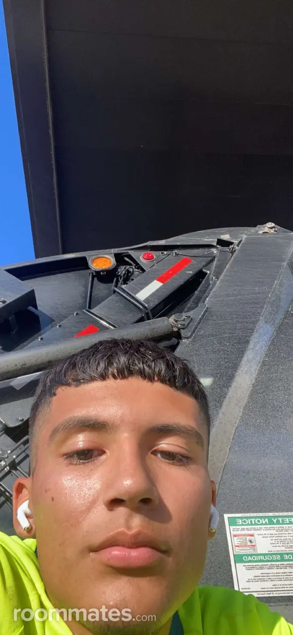 Profile photo 4 of 11