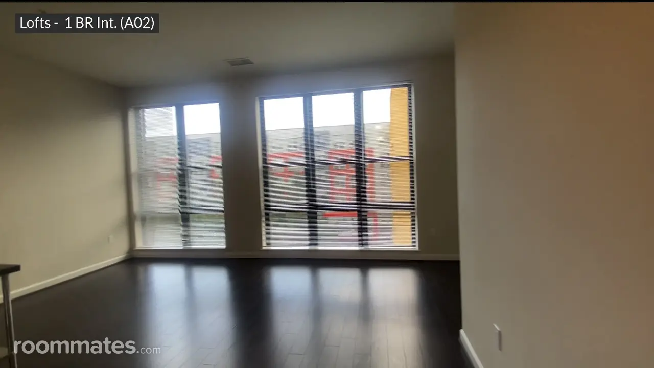 Profile photo 6 of 8