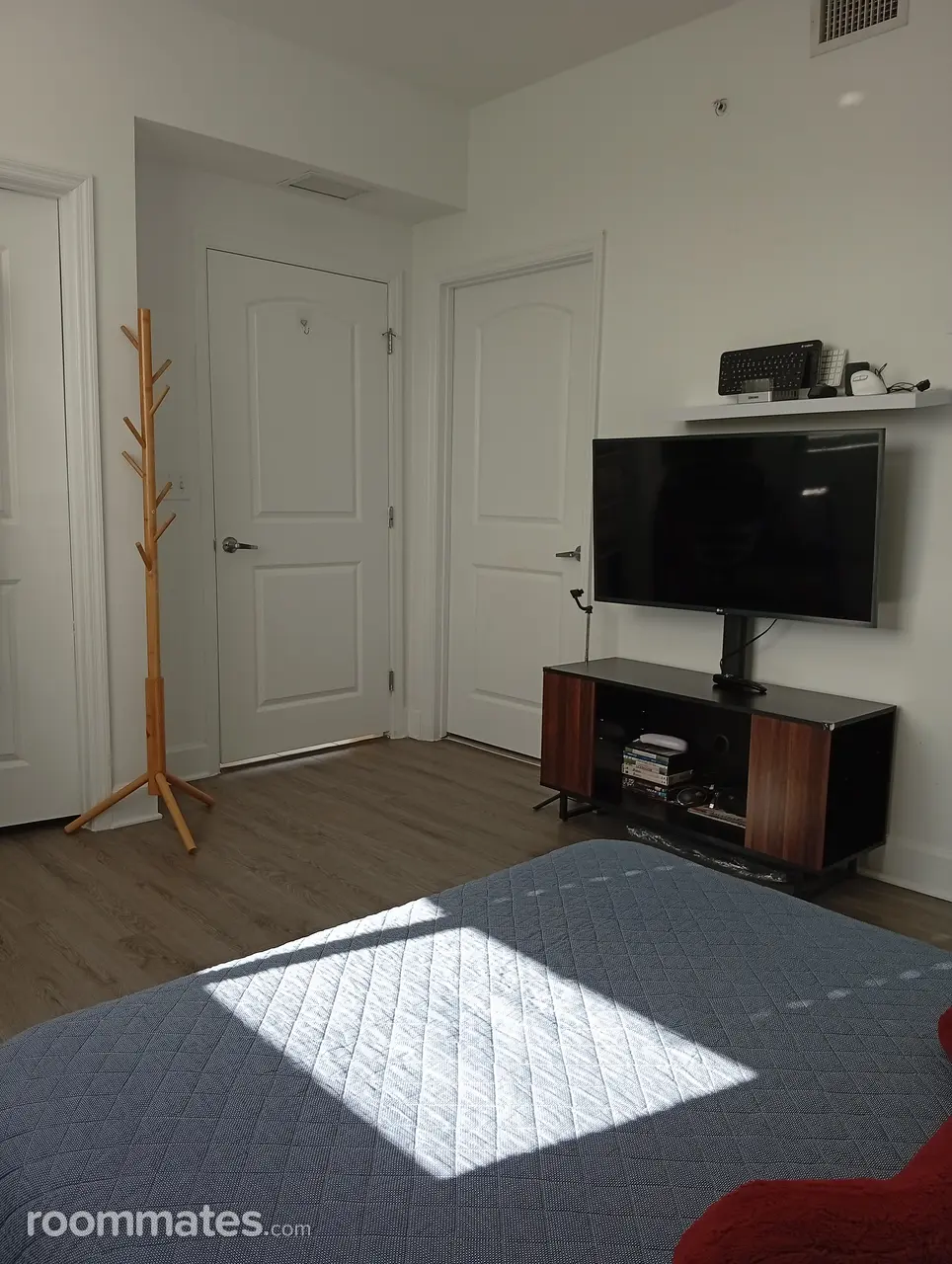 Profile photo 6 of 11