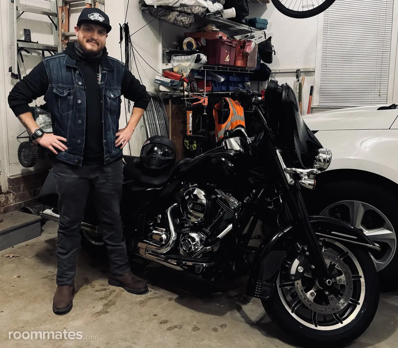 Profile photo 4 of 8