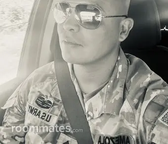 Roommate looking Hillsboro, OR, $700