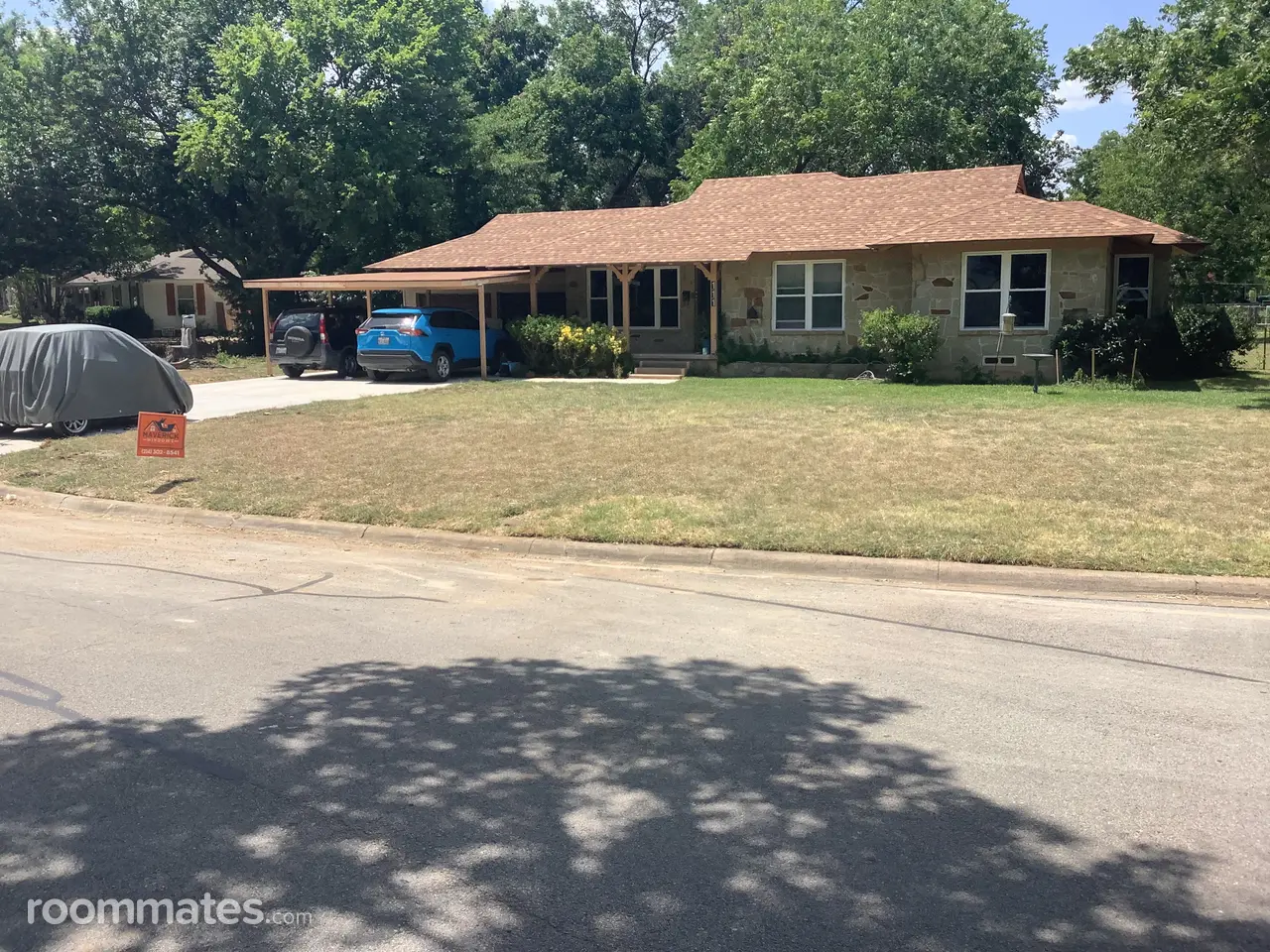 Profile photo 13 of 14