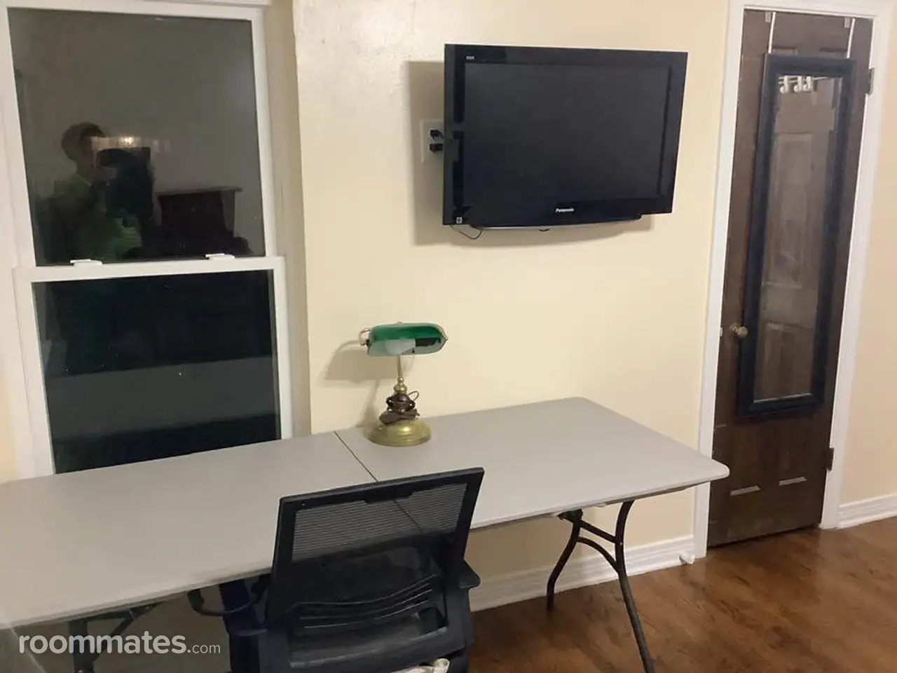 Profile photo 3 of 14