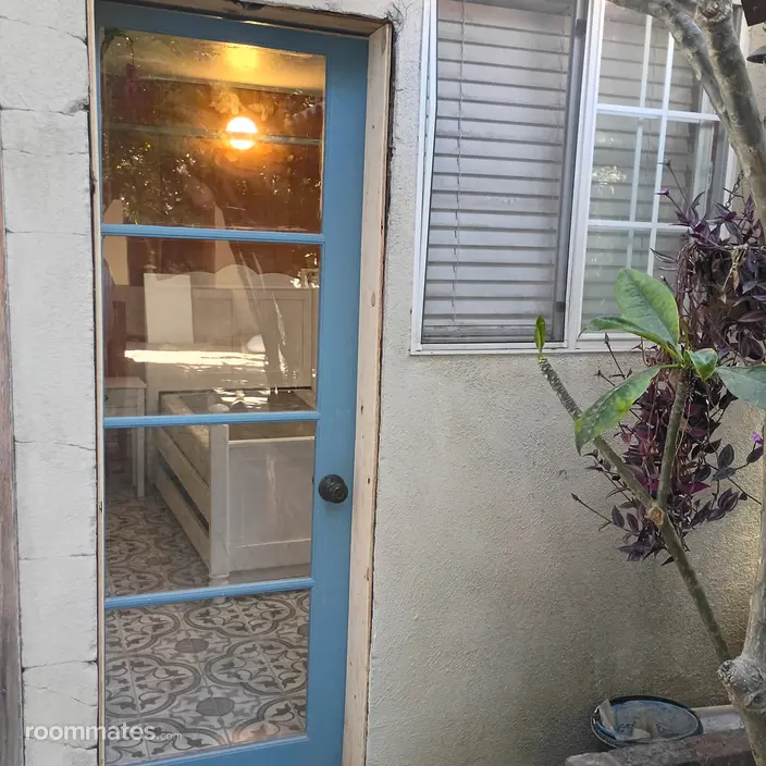 Room for rent in Santa Ana, CA $1250, other