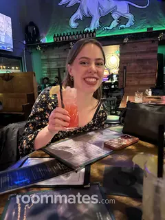 Roommate looking Salem OR, $800