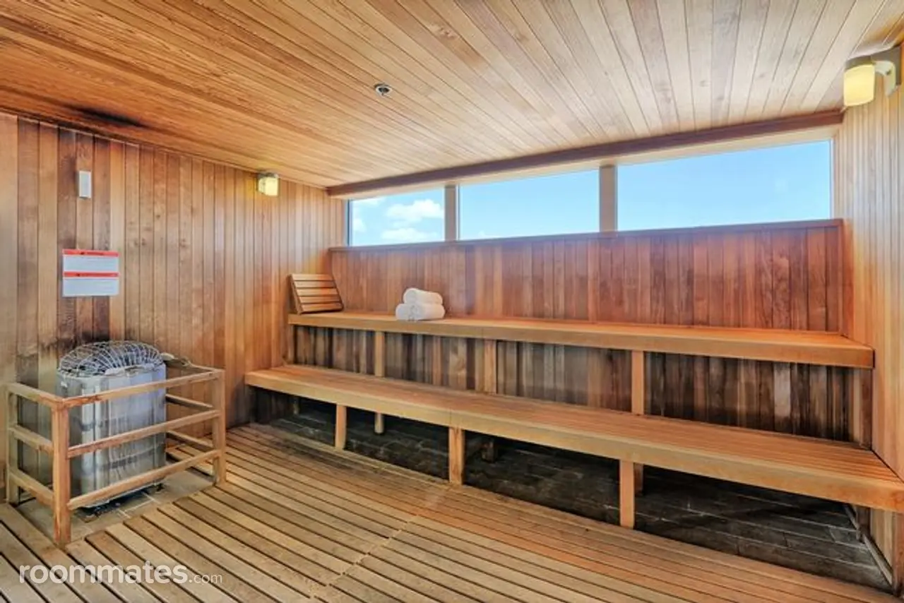 Profile photo 5 of 10