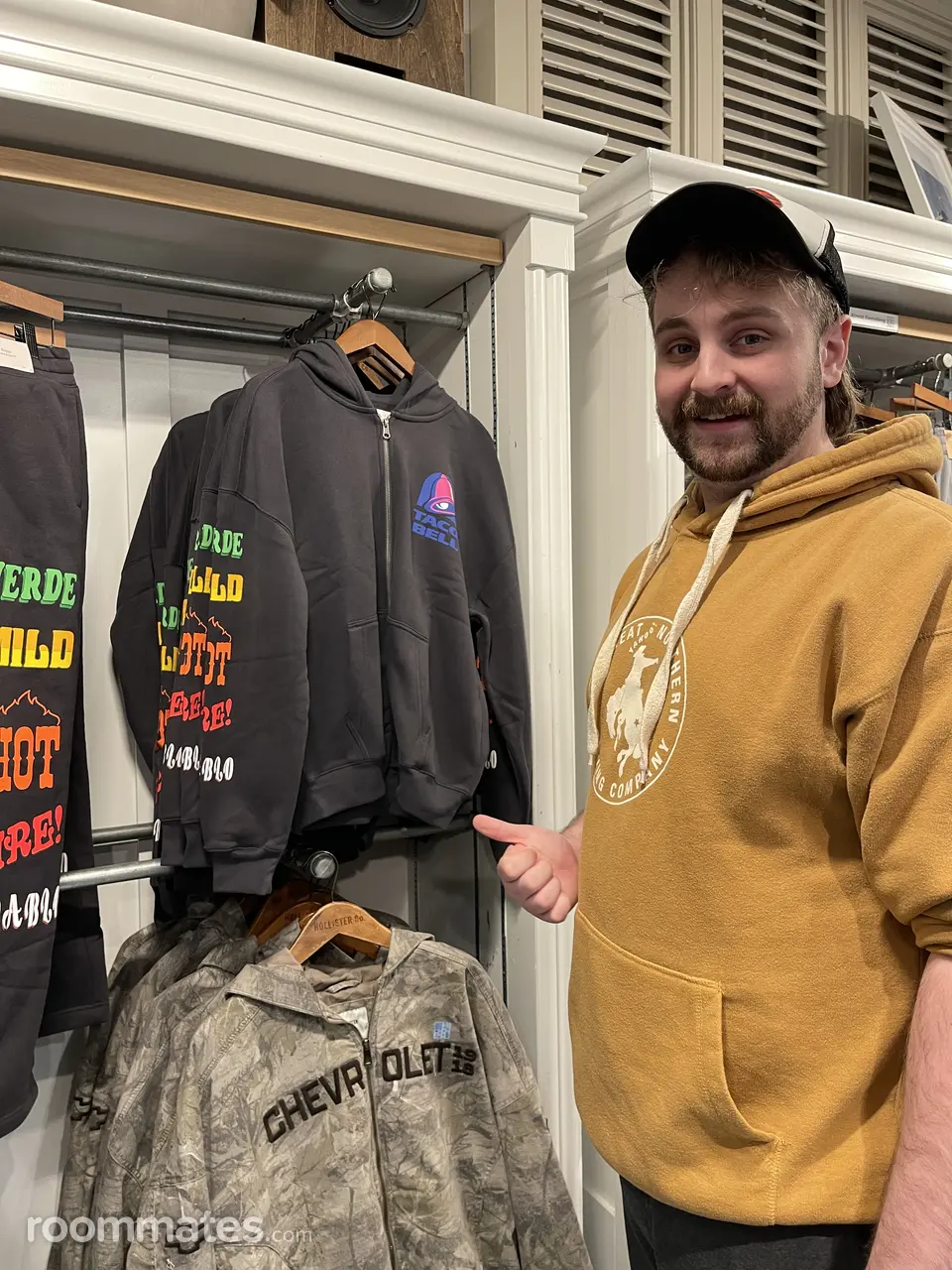 Profile photo 10 of 12