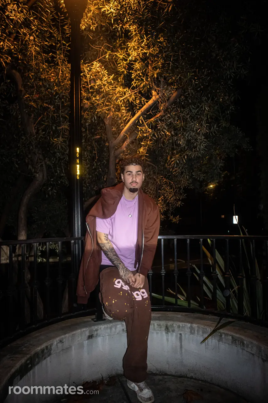 Profile photo 1 of 1