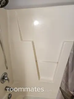 Room for rent in Hope Mills, NC $800, house