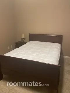 Room for rent in Charlotte, NC $1000, condo