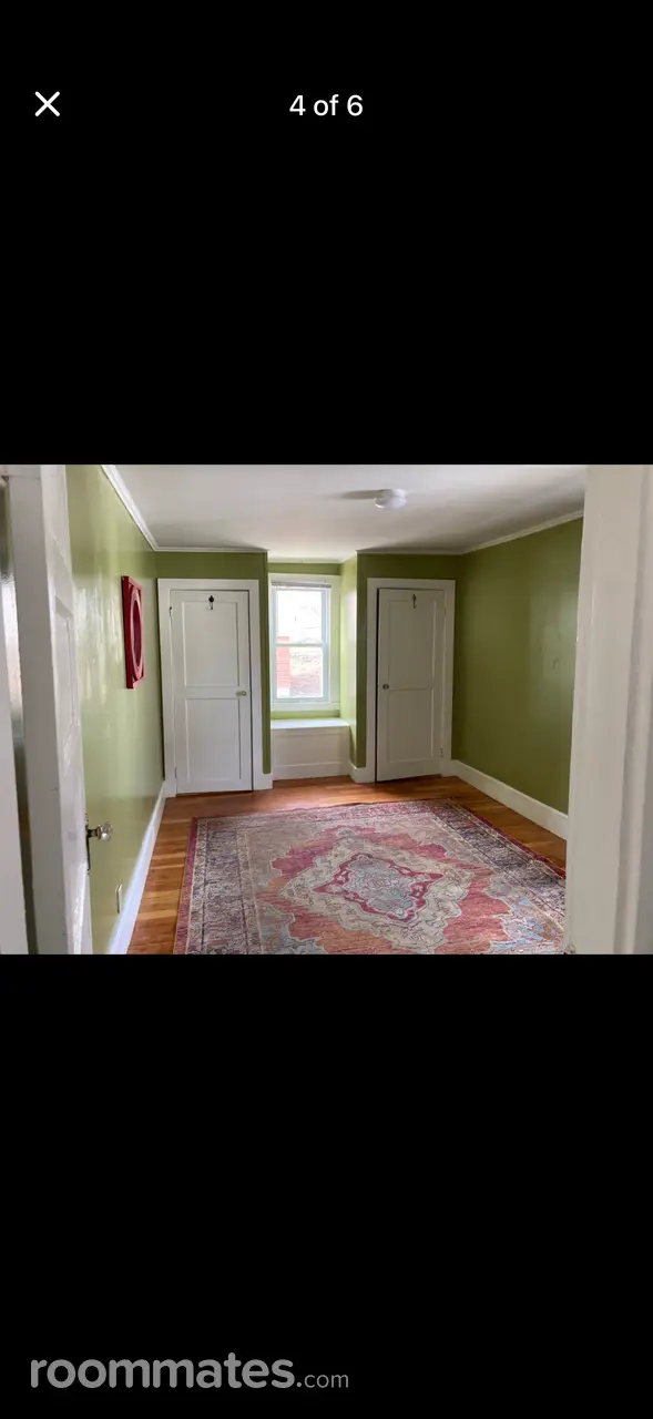 Profile photo 1 of 7