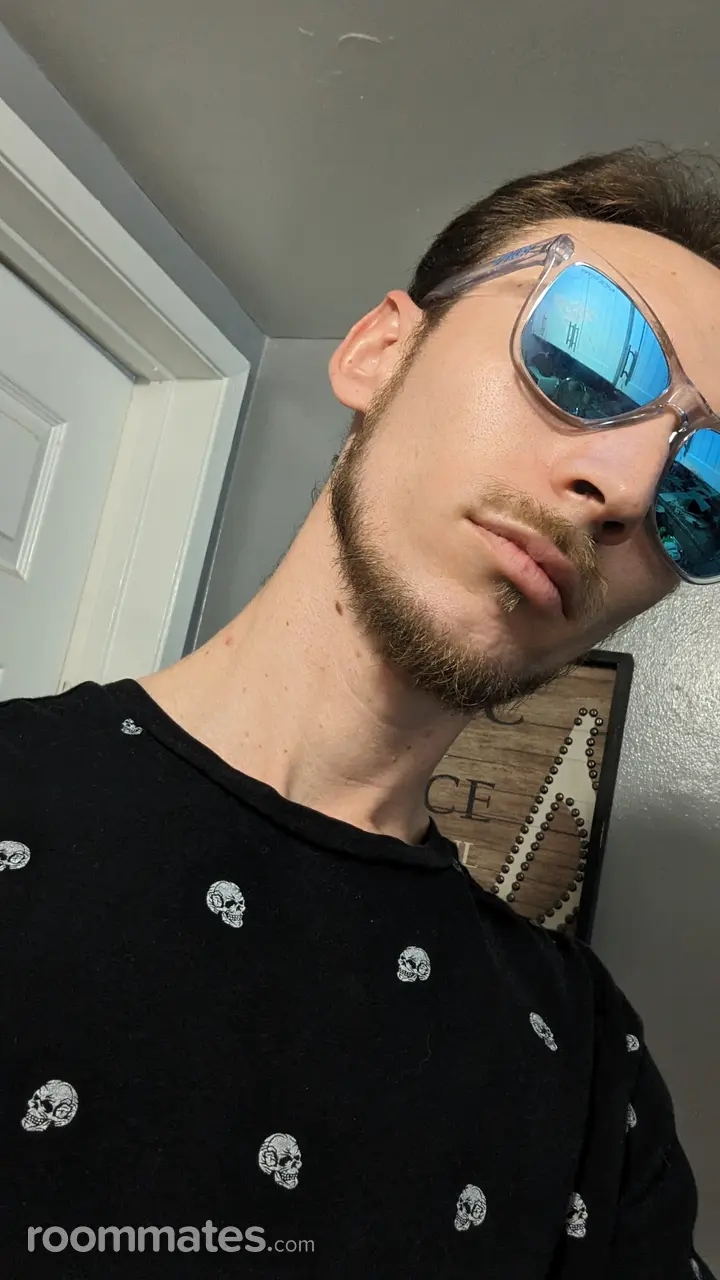 Profile photo 2 of 3