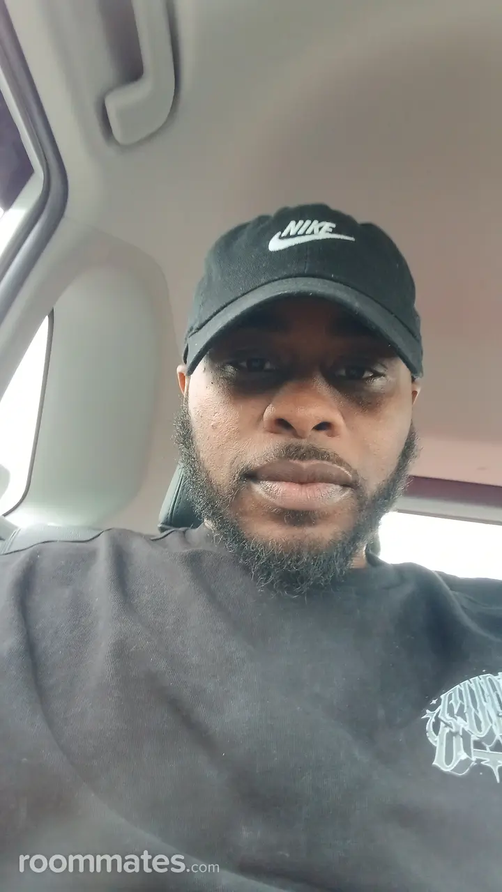 Profile photo 1 of 1