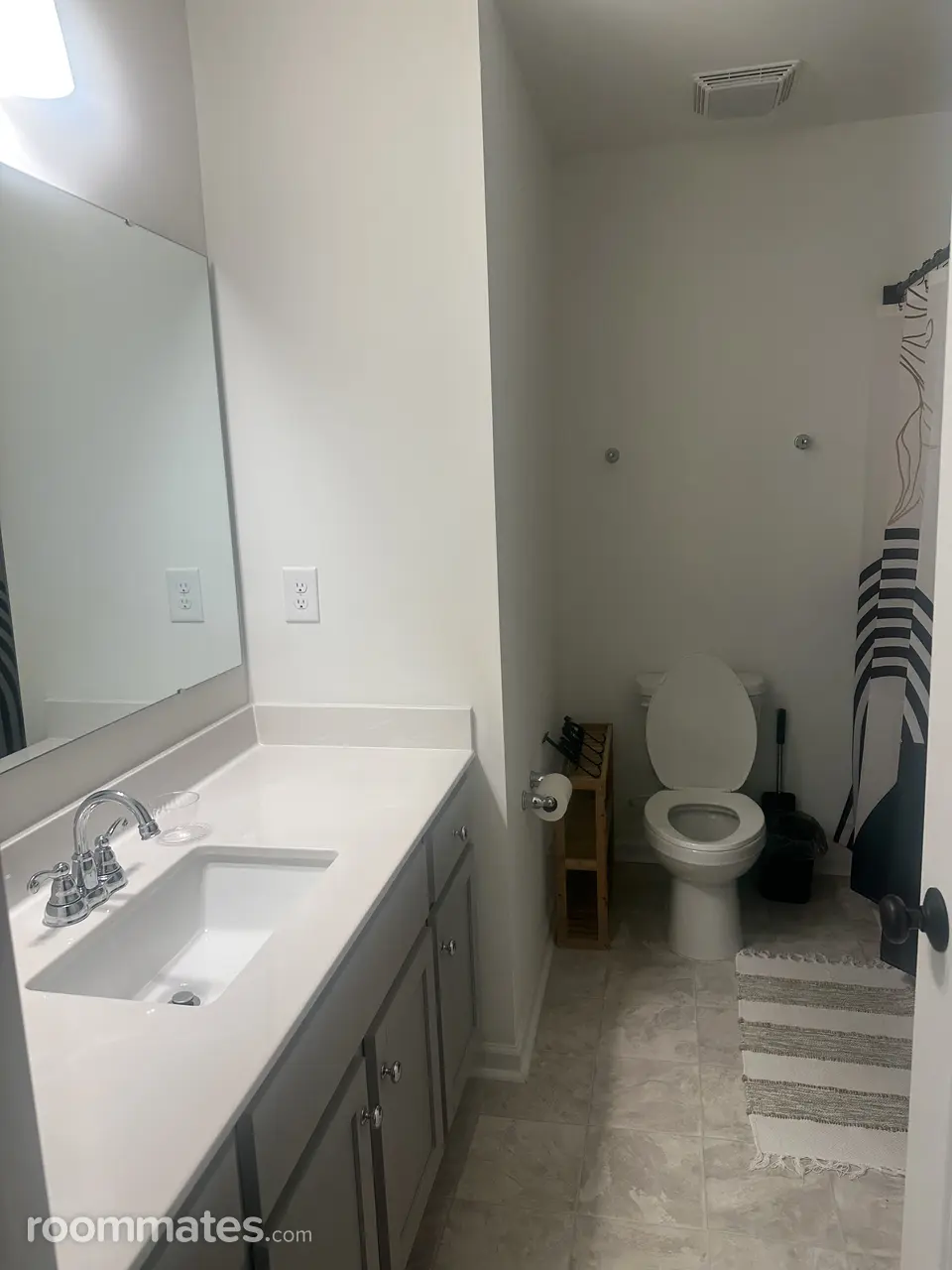 Profile photo 1 of 5