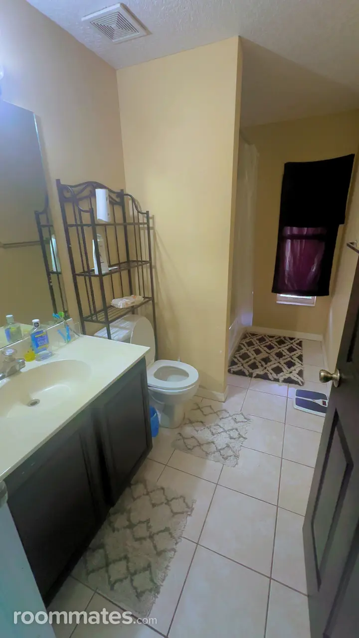 Profile photo 5 of 6