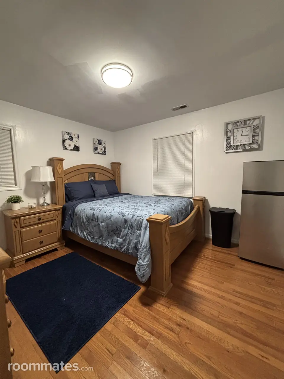 Profile photo 2 of 4