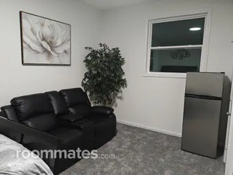 Room for rent in Greensboro, NC $950, house