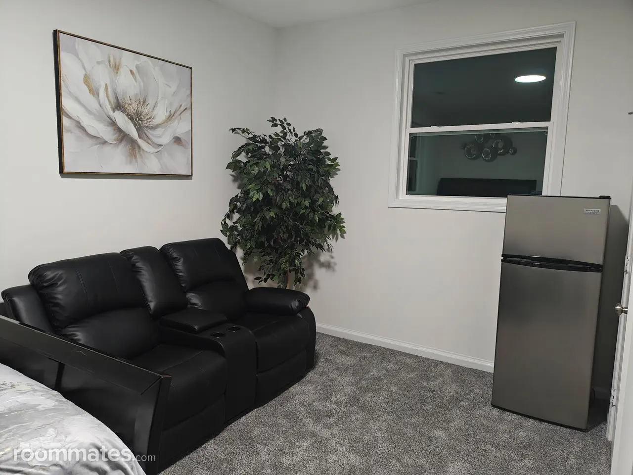 Profile photo 5 of 7