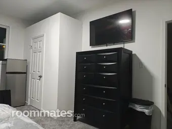 Room for rent in Greensboro, NC $950, house