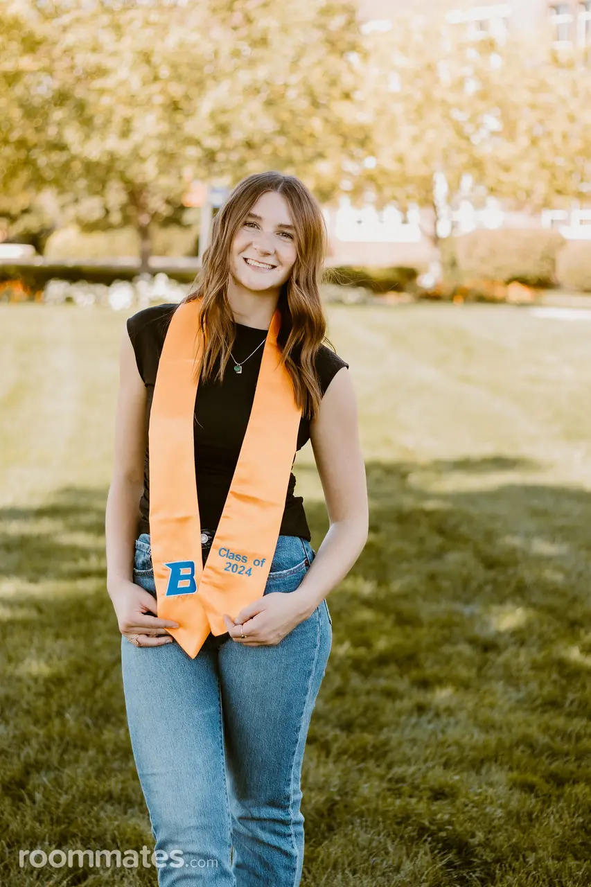 Profile photo 9 of 9