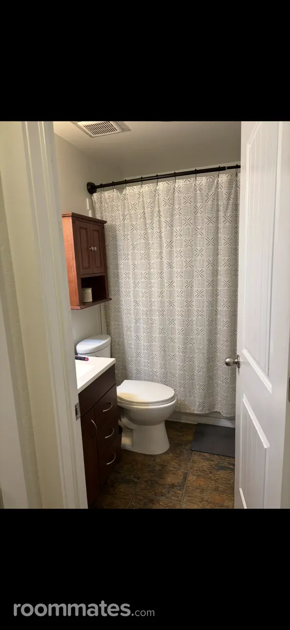 Profile photo 7 of 9