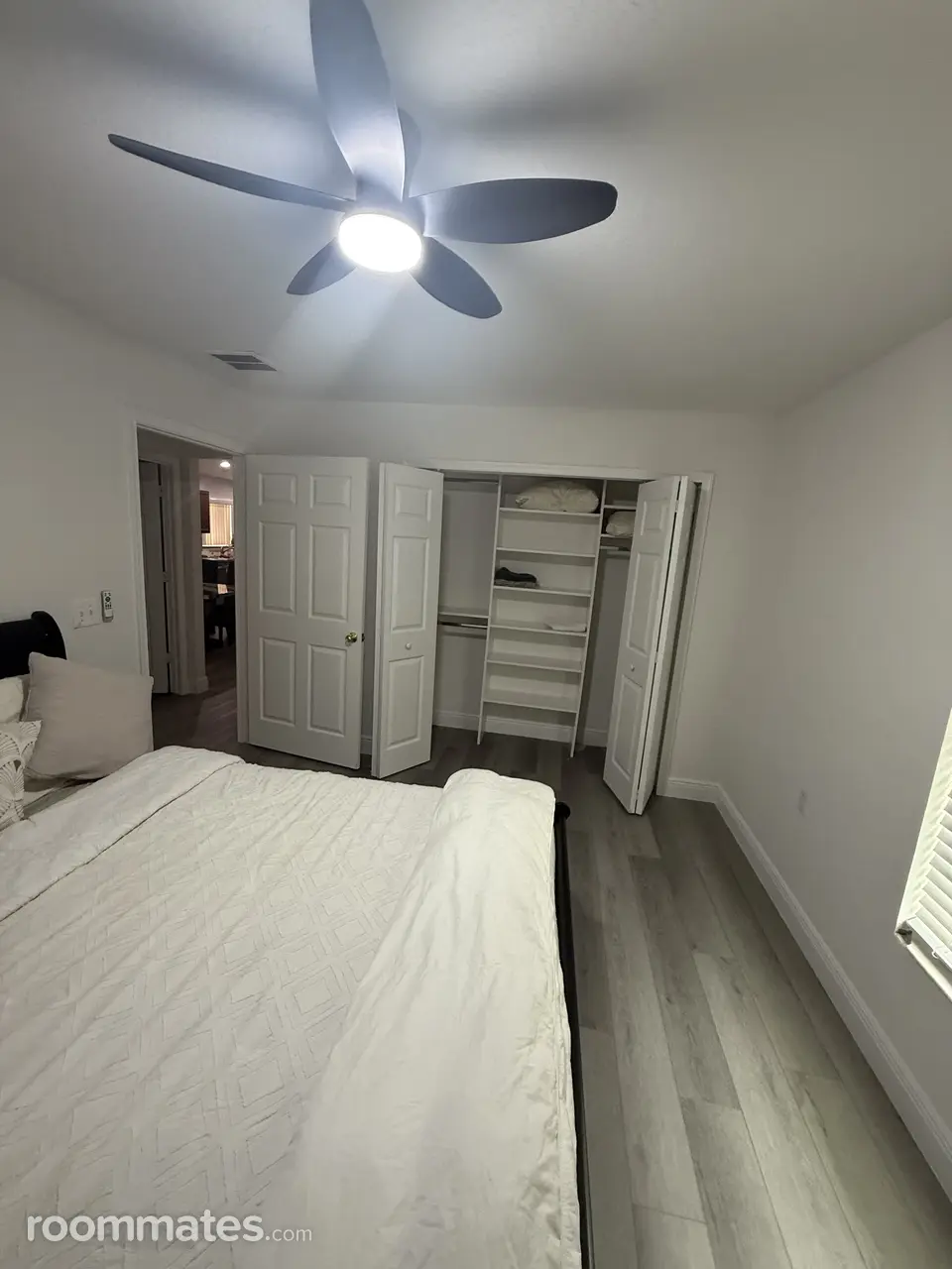 Profile photo 1 of 9