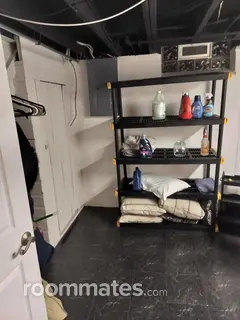 Room for rent in Livonia, MI $750, house