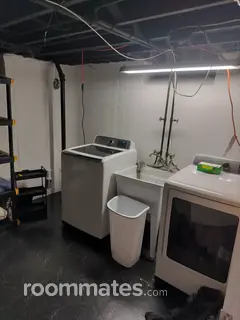 Room for rent in Livonia, MI $750, house