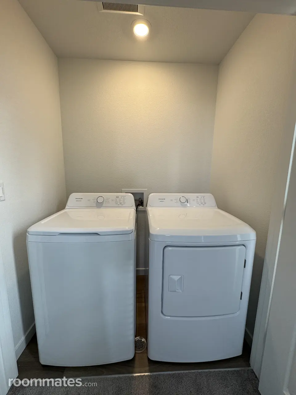 Profile photo 9 of 10