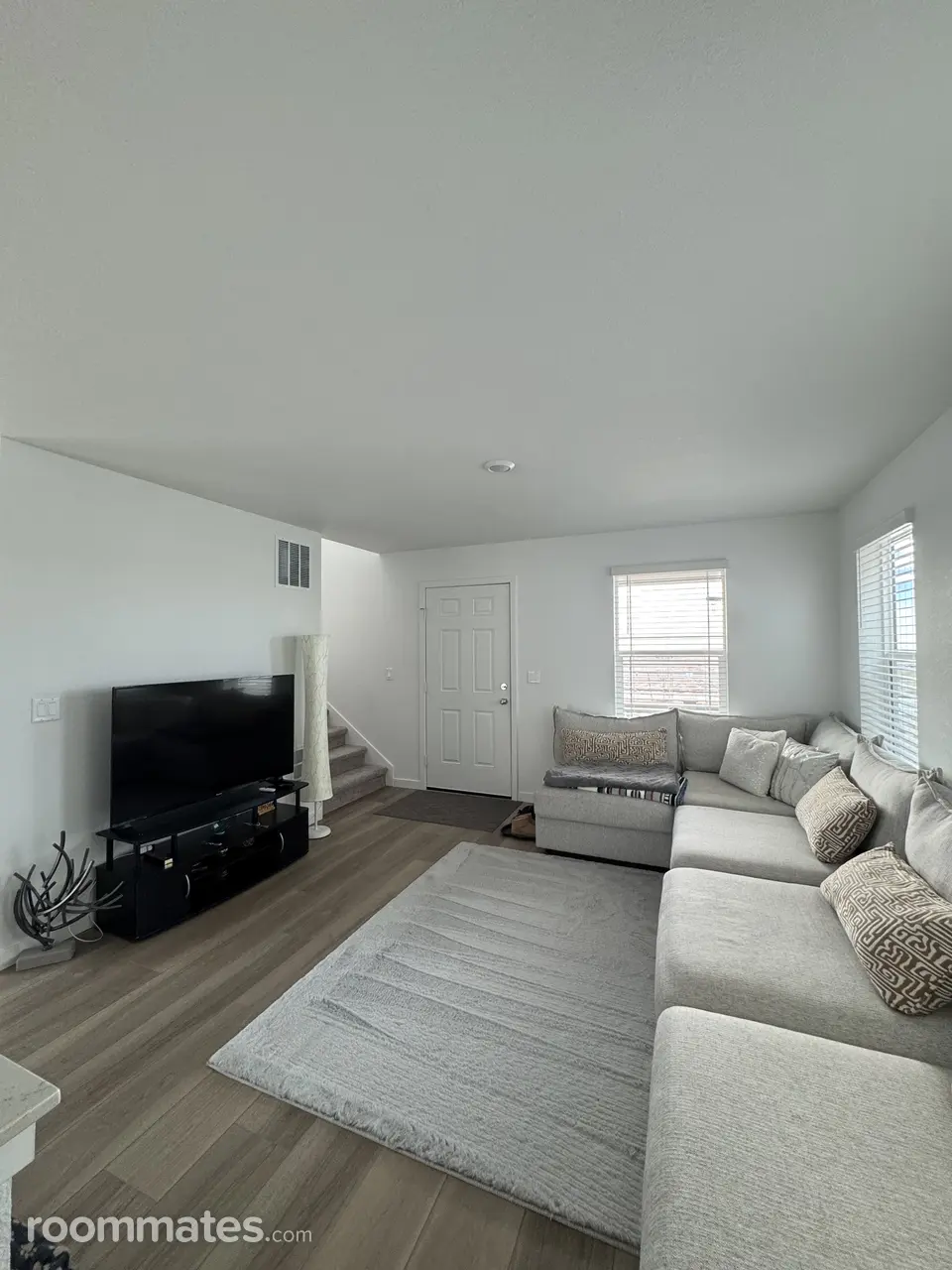 Profile photo 6 of 8