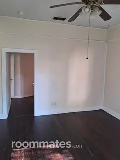 Room for rent in Cleburne, TX $800, house