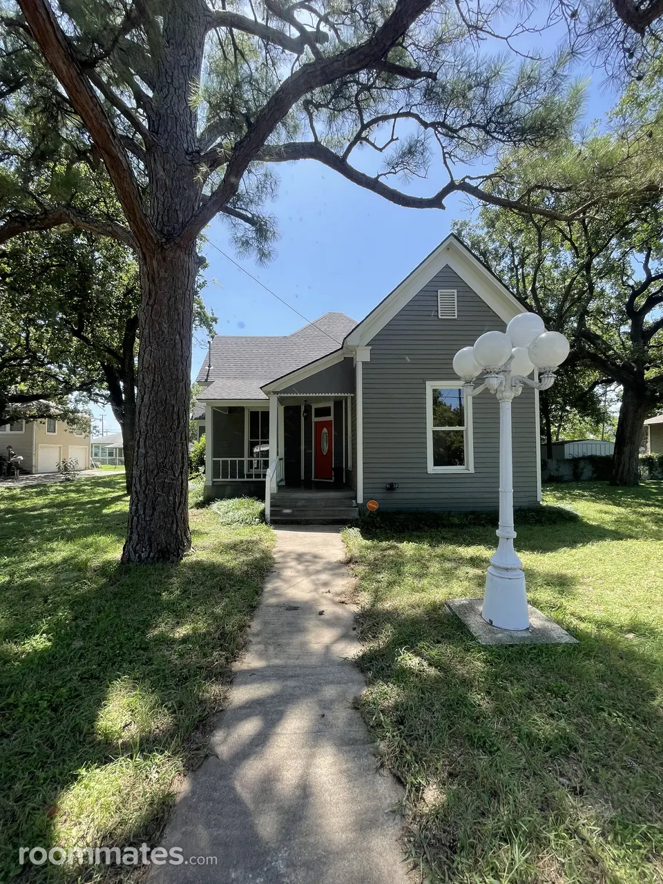 Profile photo 2 of 5