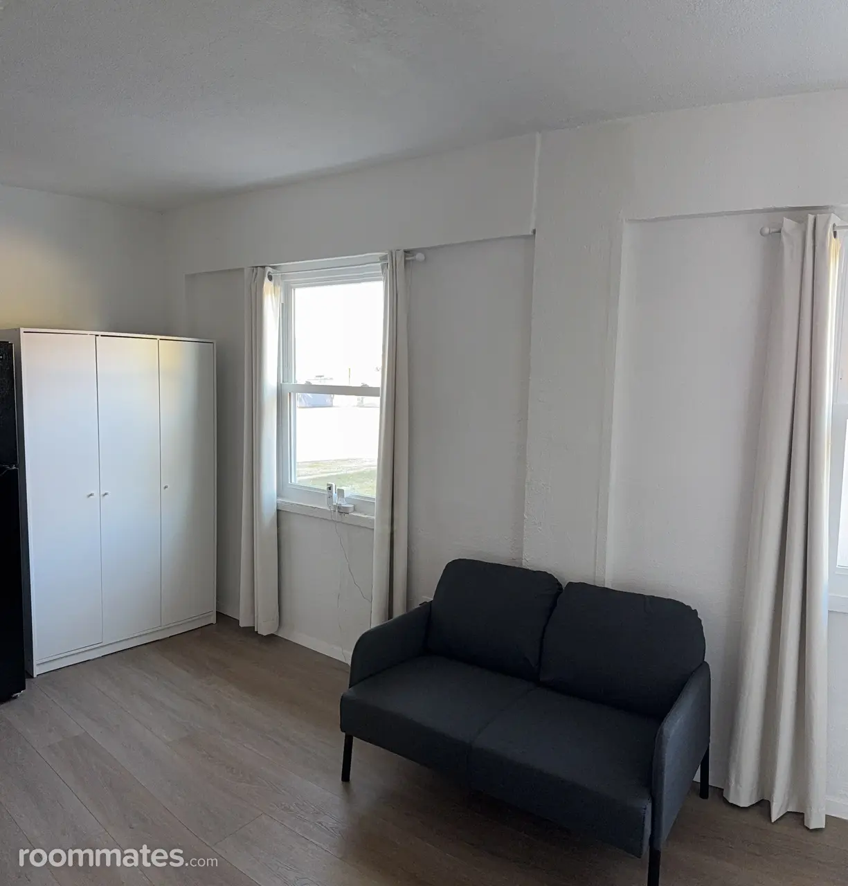 Profile photo 4 of 8