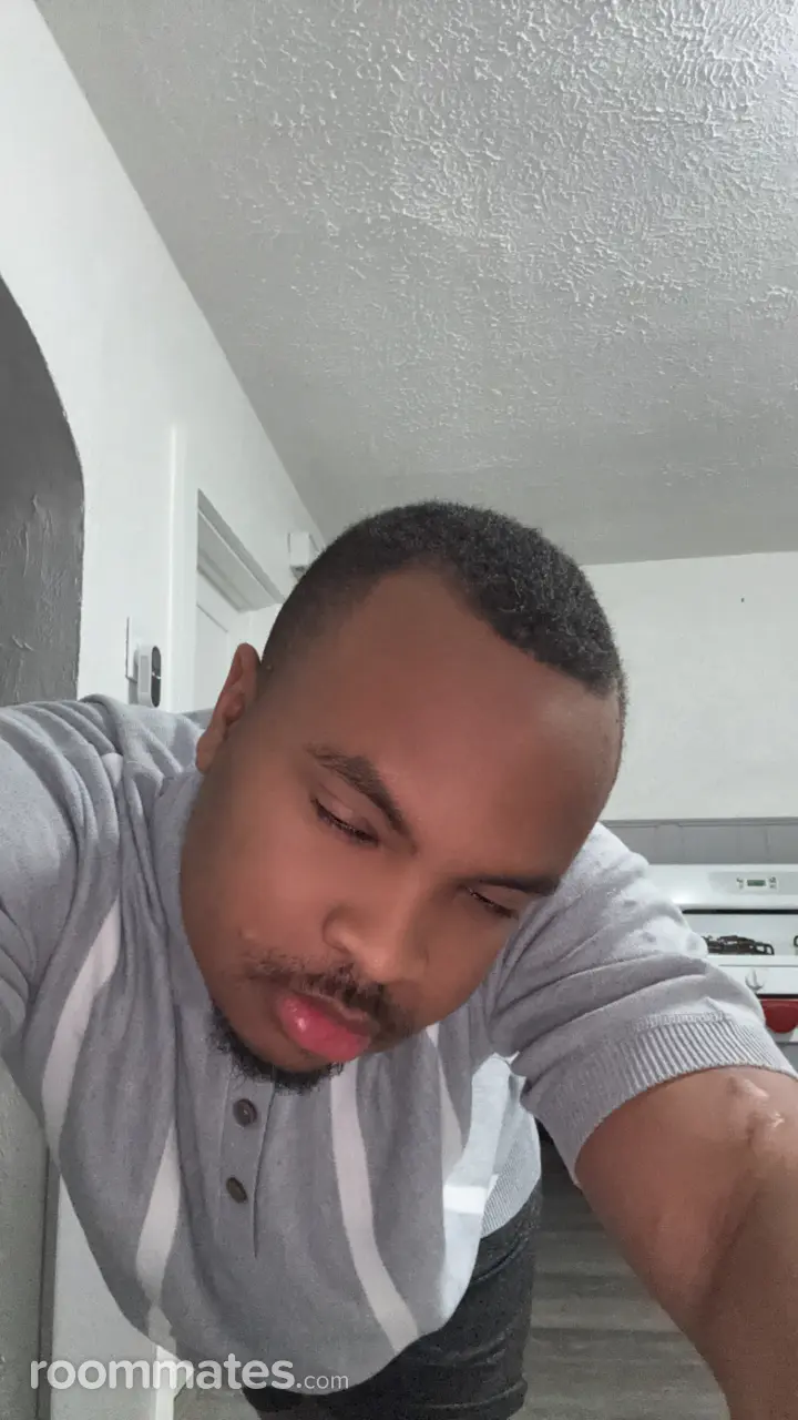 Profile photo 1 of 1