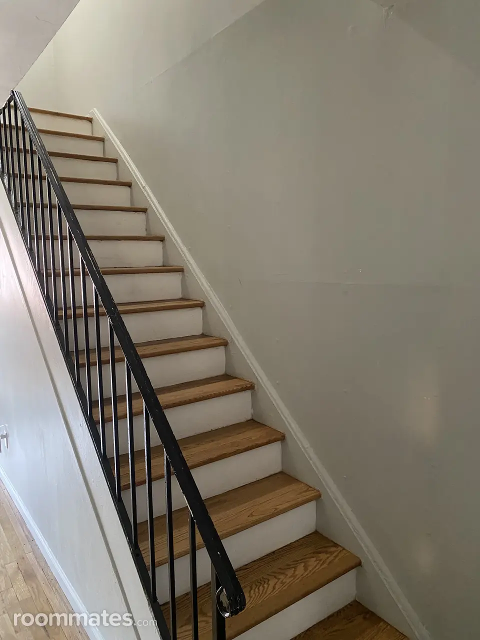 Profile photo 3 of 8