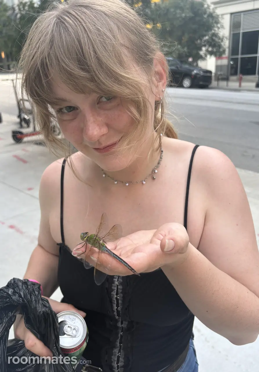 Profile photo 9 of 9