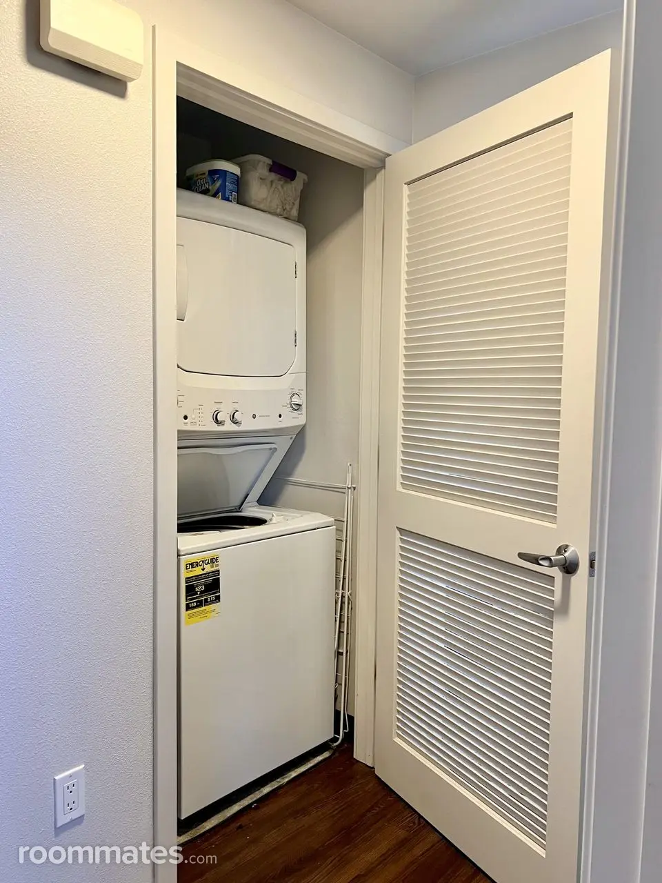 Profile photo 5 of 11