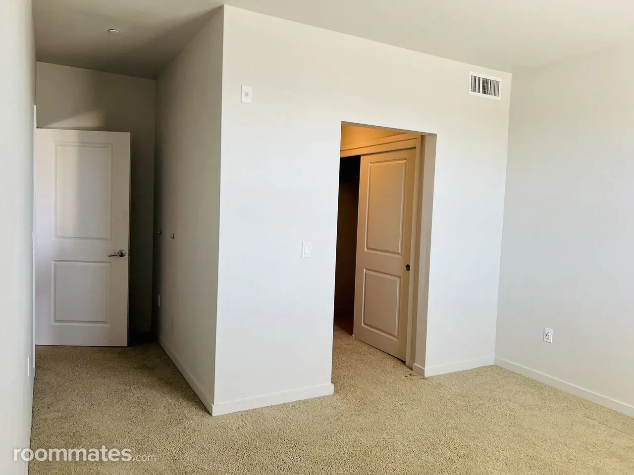 Profile photo 1 of 11