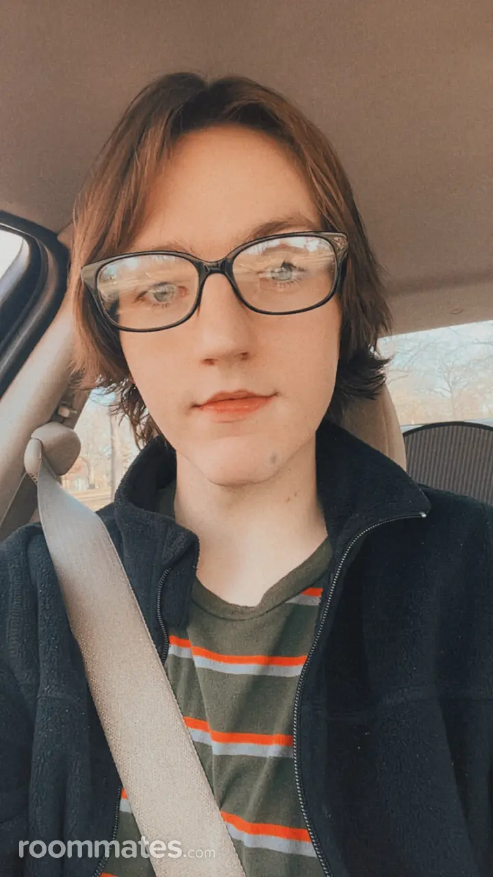 Profile photo 1 of 1