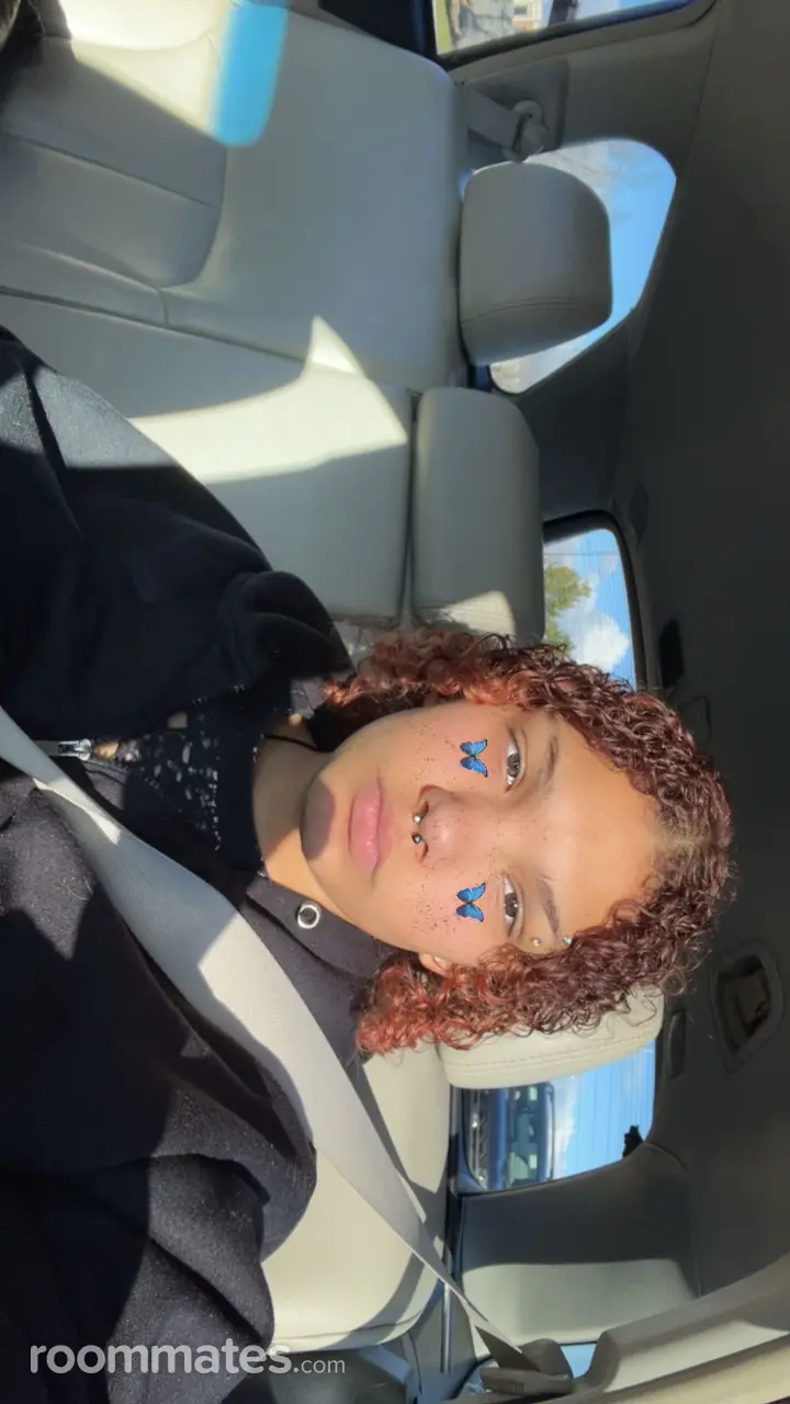 Profile photo 3 of 4