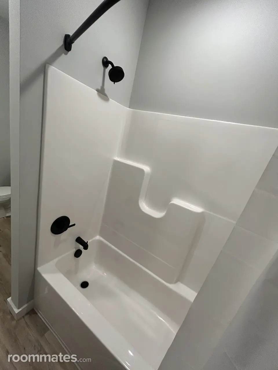 Profile photo 2 of 6