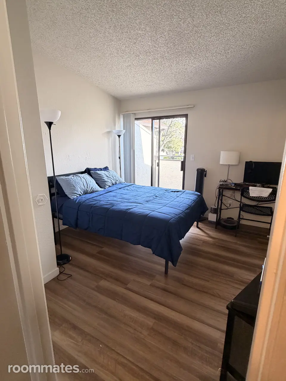 Profile photo 4 of 7